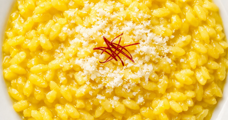 Il Risotto alla Milanese Perfetto: Ricetta Cremosa e Tradizionale